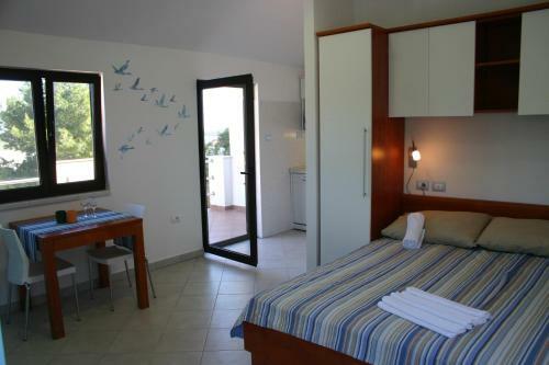 The Sea House Apartments