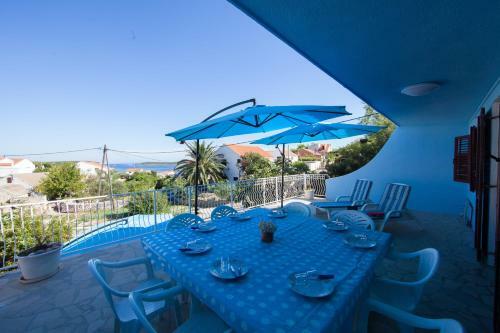 The Sea House Apartments