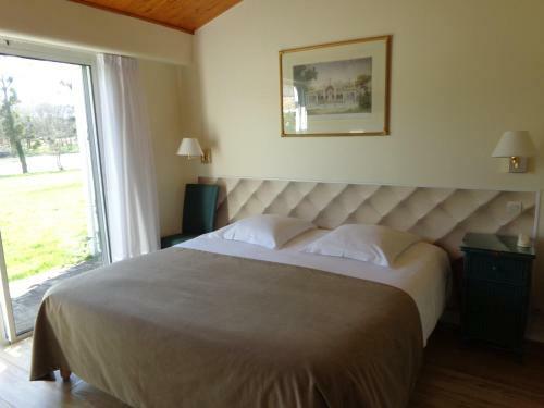 Hotel H�tel Val De Vienne