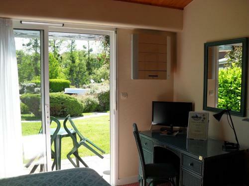 Hotel H�tel Val De Vienne