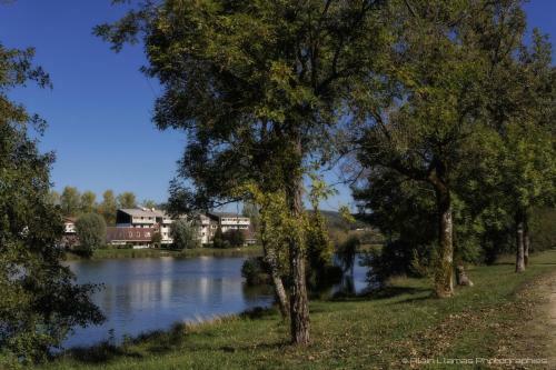 Hotel Du Lac La Mezelle