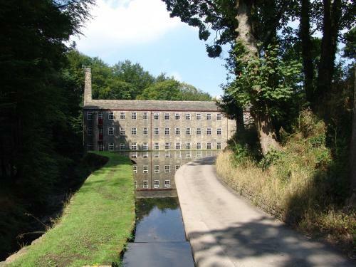 Hewenden Mill Holiday Homes