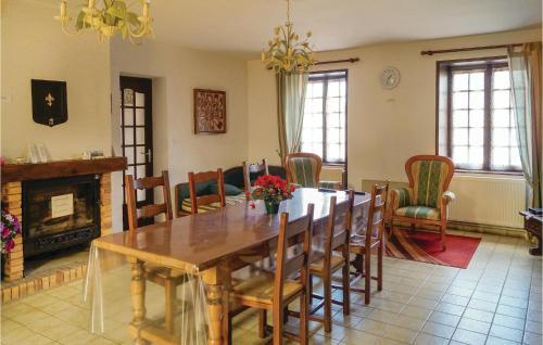 Holiday Home Dompierre Les Ormes K-759