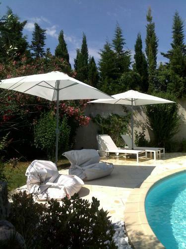 Bed & Breakfast Mas De La Treille