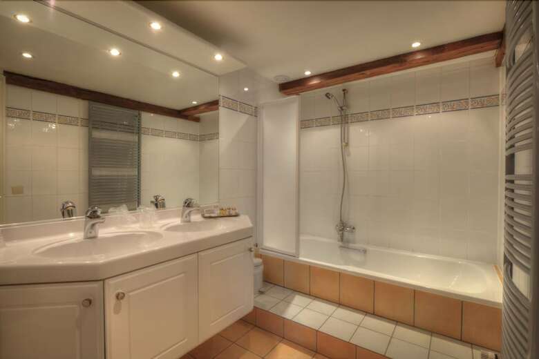 Hotel Hostellerie Le Prieur� De Conques