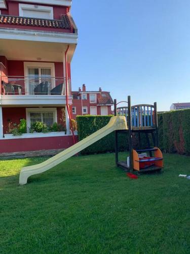 Apartamento �tico Con Terraza, Piscina Y Gimnasio