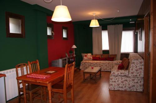 Hotel Balaitus (.)
