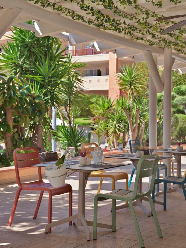 Hotel H10 Mediterranean Village