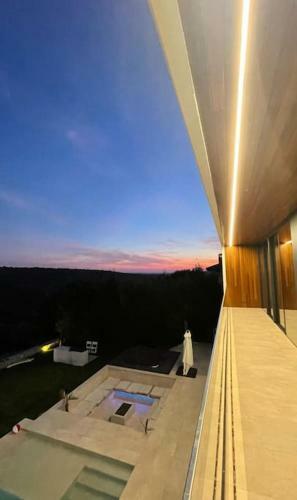 Villa Exclusiva Con Piscina Infinity Y Jacuzzi!