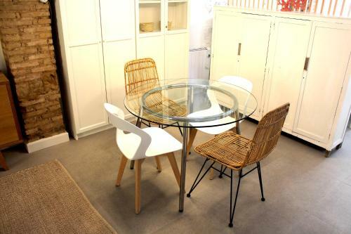 Apartamento Piso En El Carmen Cerca Del Mercado Central