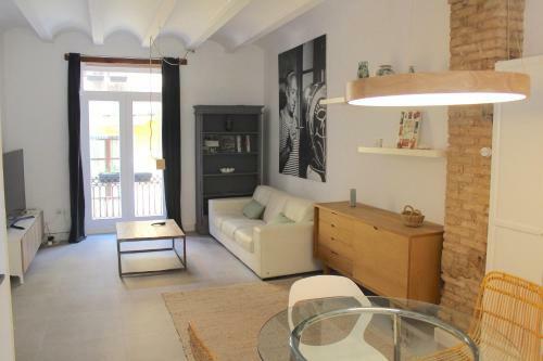 Apartamento Piso En El Carmen Cerca Del Mercado Central
