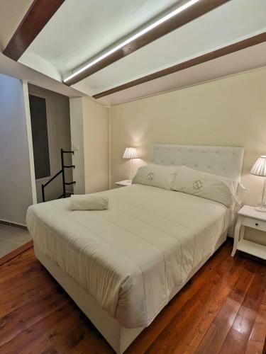 Hotel Catalina Suites