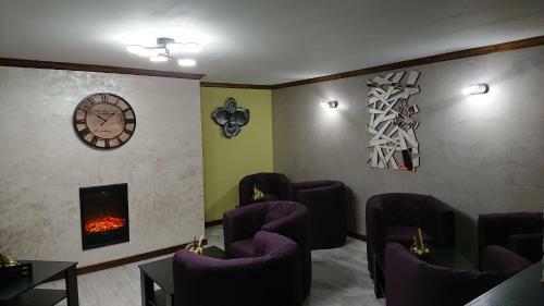 Hostal Le Point De Chute
