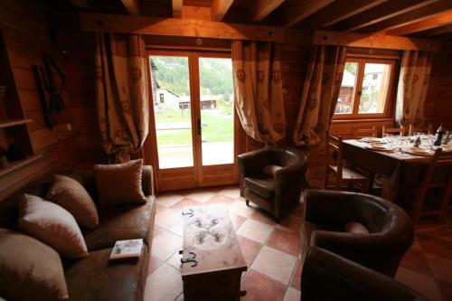 Les Chalets Du Queyras