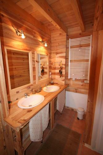 Les Chalets Du Queyras