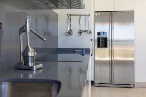 Luxury Sea View Apartment With 2 Rooms