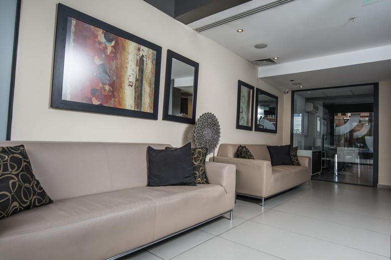 Aparthotel Mercosur Universitas