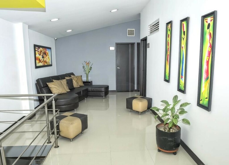 Hotel Platino Plaza