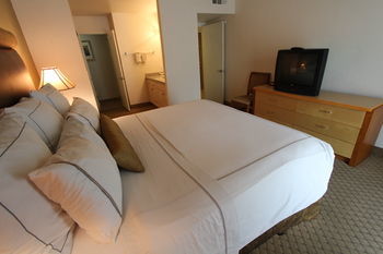 Hotel Desert Breezes Resort