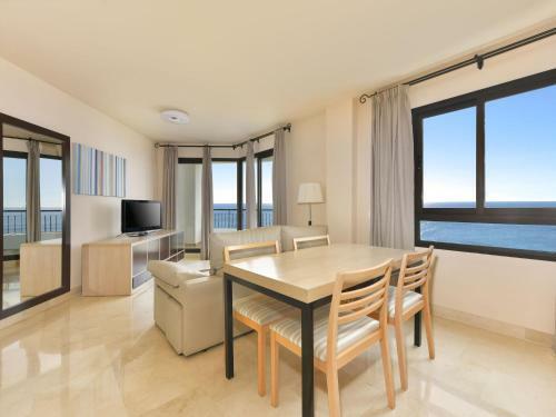 Apartment Sea Front By Interhome