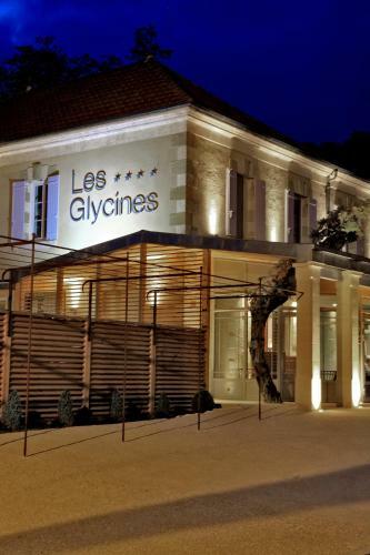 Hotel Les Glycines