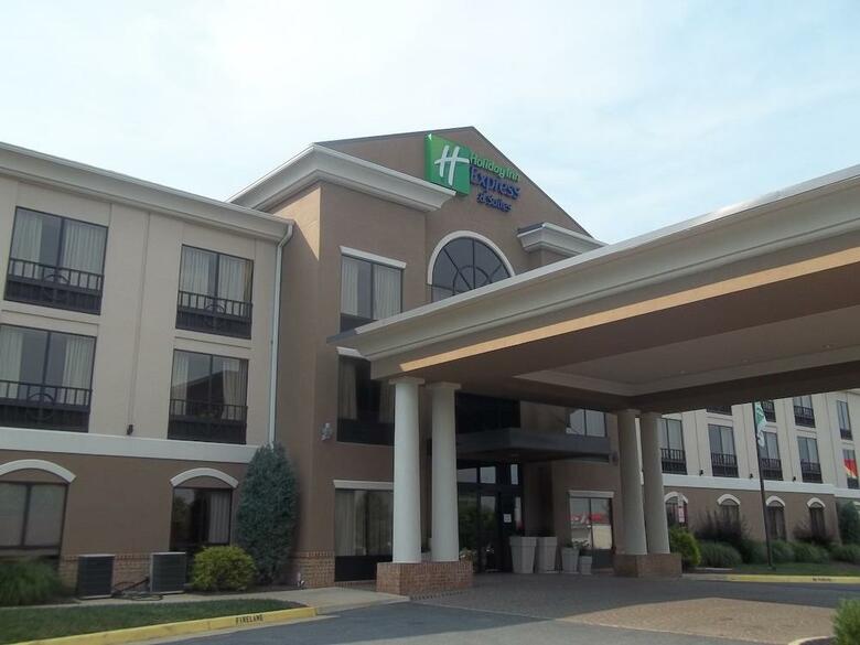 Hotel Holiday Inn Express And Suites Winchester