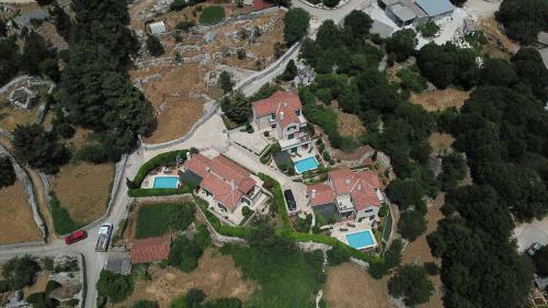 Villa Lu?i
