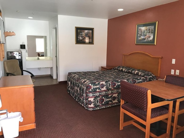 Nogalitos Motel