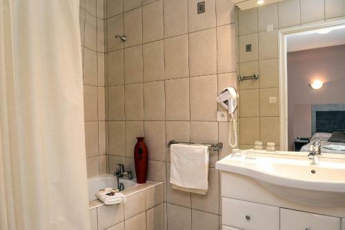 Hotel Logis Andreinia