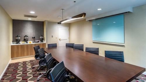 Hotel Residence Inn Anchorage Midtown