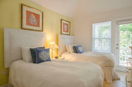 Hotel Indigo Reef Resort Villas