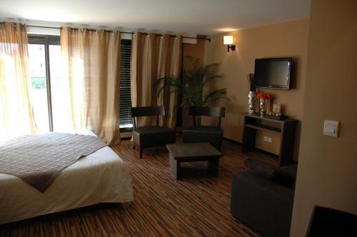 Bhb Hotel