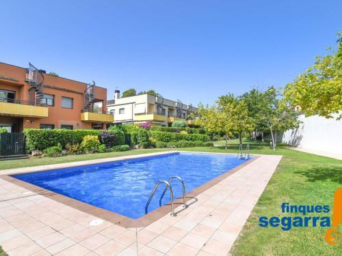 Casa El Vendrell, 3 Dormitorios, 6 Personas - Es-320-4