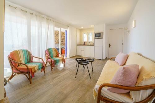 Sea Breeze Lux House - Private Pool & Aircon