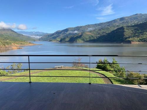 Villa Casa En Chivor A 3 Hrs De Bogota
