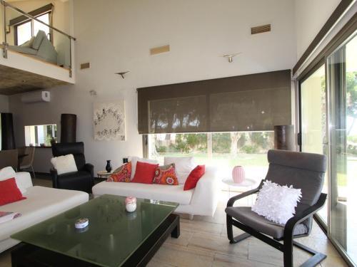 Villa Moravit, 3 Dormitorios, 6 Personas - Es-216-6