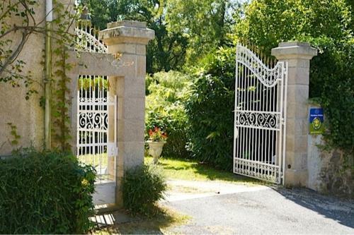 Bed & Breakfast Domaine De La Dame De Lauri�re