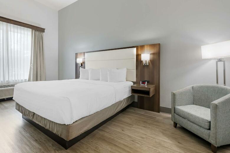 Hotel Best Western Plus First Coast Inn And Suites