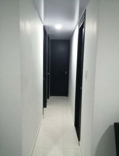 Hermoso Apartamento En Cove�as Con Piscina
