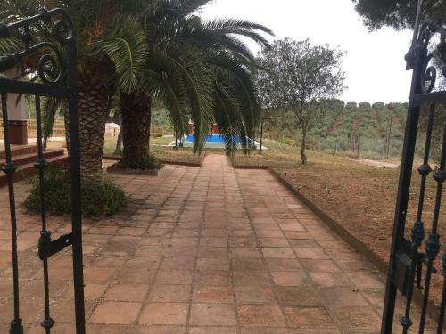 Cortijo de Lorente Alojamiento Tur�stico Rural -teba -malaga