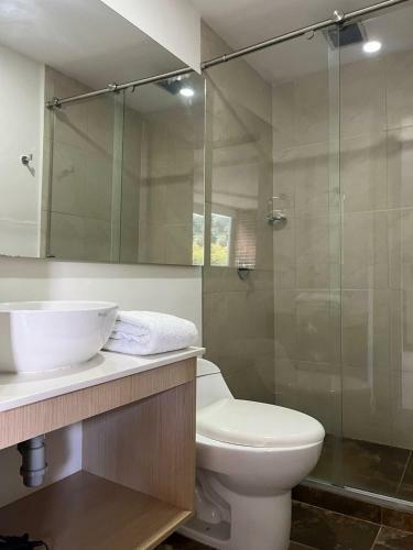Centrally Located Amazing Apartment In Laureles