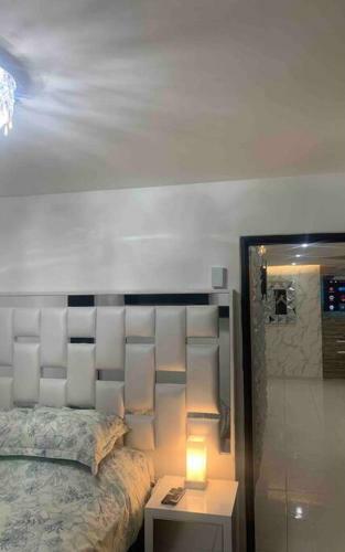 Apartamento Amoblado De Lujo, Excelente Ubicaci�n