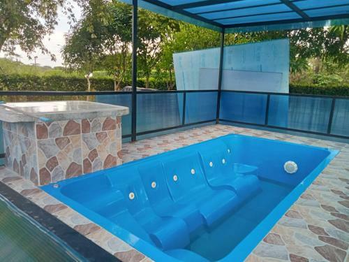 Casa Campestre Con Piscina Jacuzzi Y Golfito