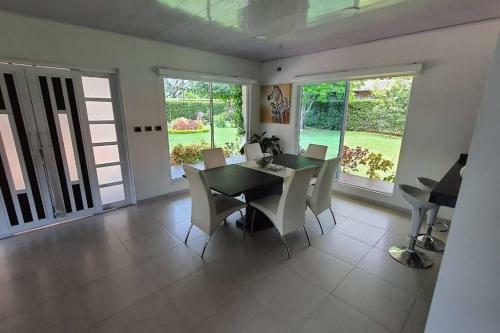 Villa Las Palmas
