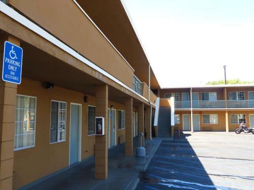 Motel American Inn