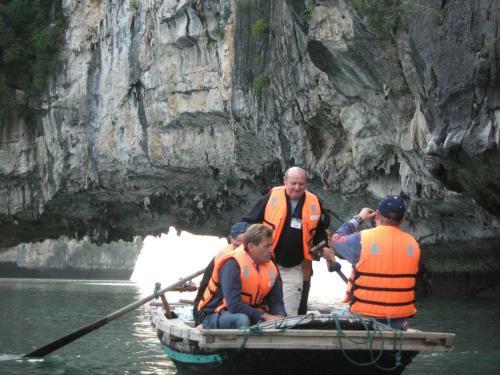 Bai Tu Long Junks