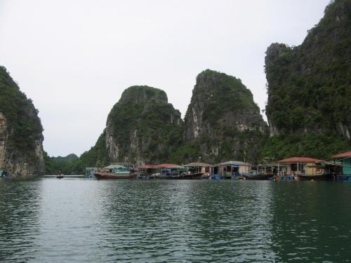 Bai Tu Long Junks