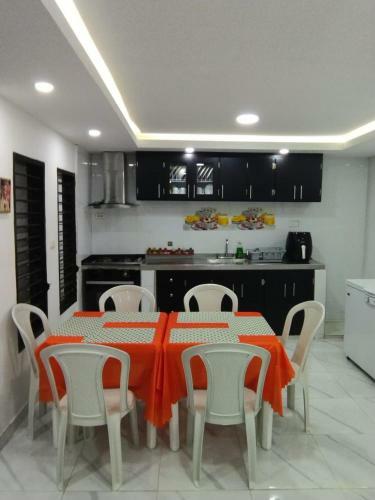 Apartamento Hostal Almirante