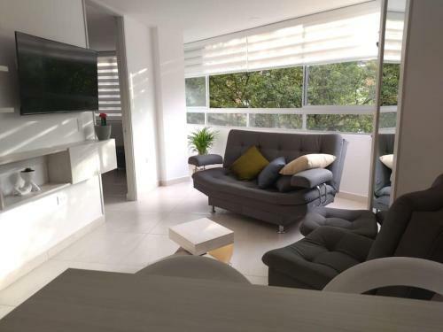 Apartamento Nuevo, Pr�ximo Al Metro Y Cc Mayorca