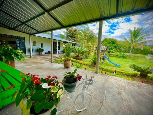 Finca Santa Clara, Rivera-huila